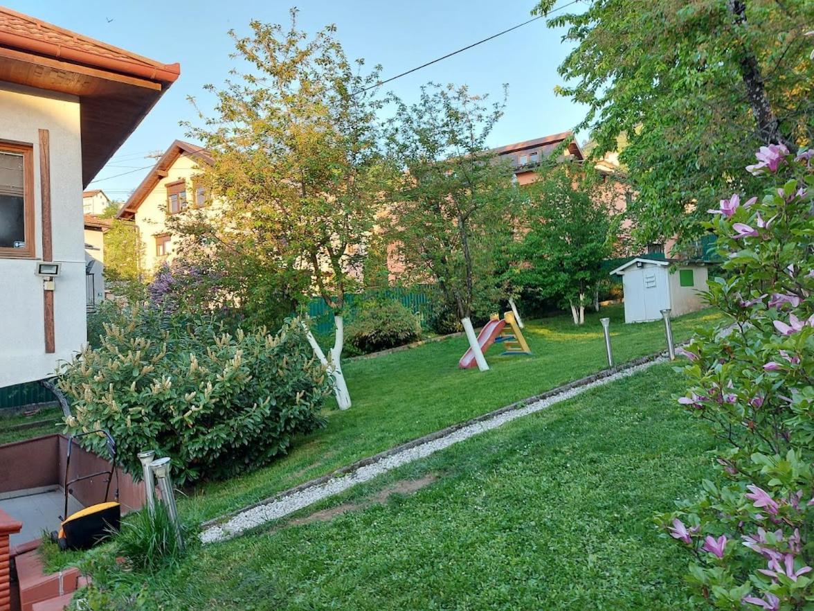 Villa Anni サラエヴォ エクステリア 写真